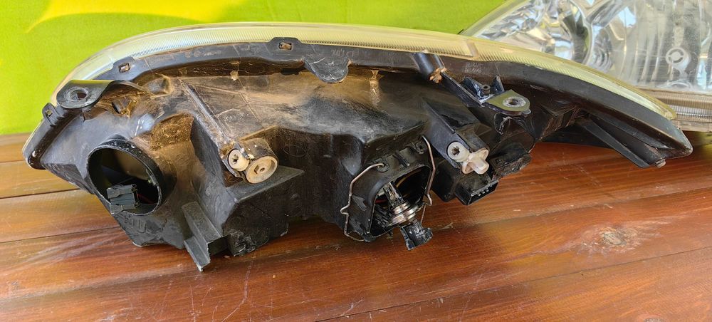 Фарове за Toyota Corolla / Тойота Корола