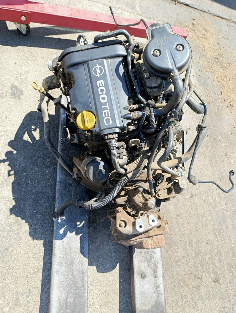 Двигател 1.0 бензин Z10XE Опел / Opel 1.0 Z10XE