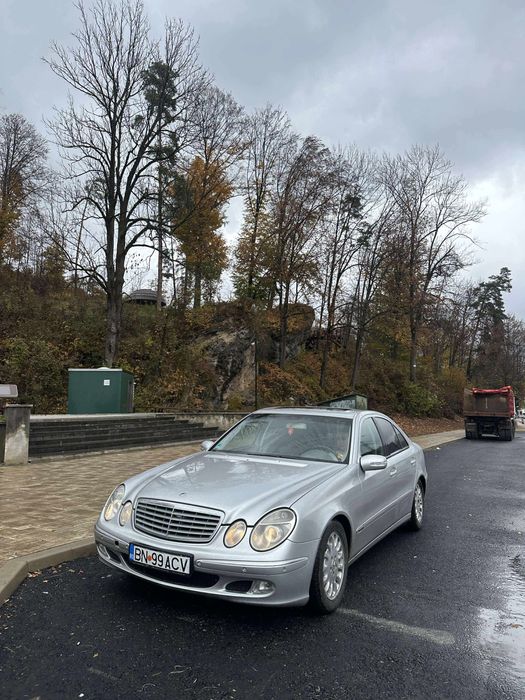Mercedes E220 automat