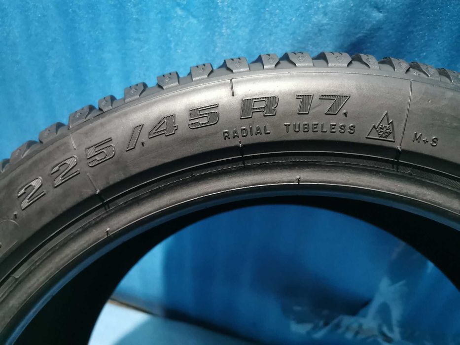 225 45 17  bf goodrich m+s 2 buc