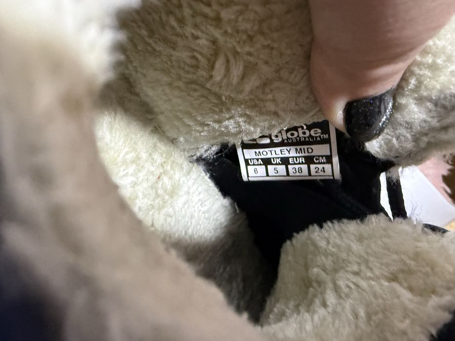 Ghete unisex bleumarin marimea 36 Globe