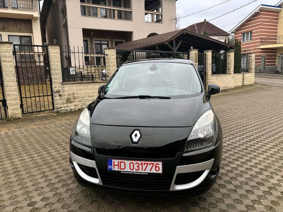 Renault scenic modelu bose