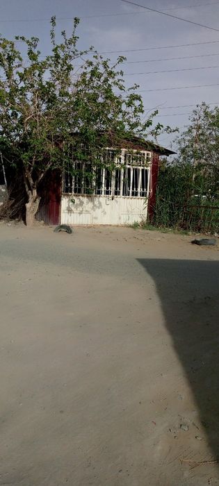 Кучма ду́кон гаражхам килса бу́лади