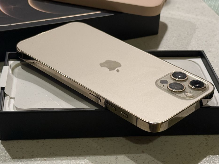 iPhone 12 Pro 128GB Gold – Перфектен, 100% Батерия!