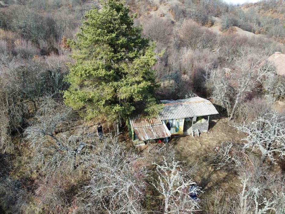 Продава се Къща в с. Пищане, Област София-област - 18 кв.м за 1389 €/кв.м - Снимка #1