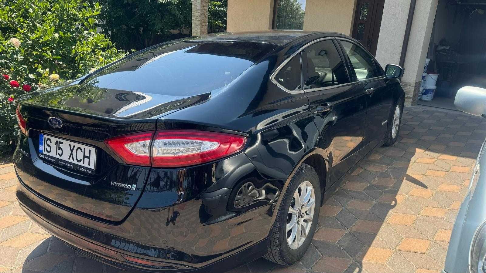 Ford Mondeo Hybrid