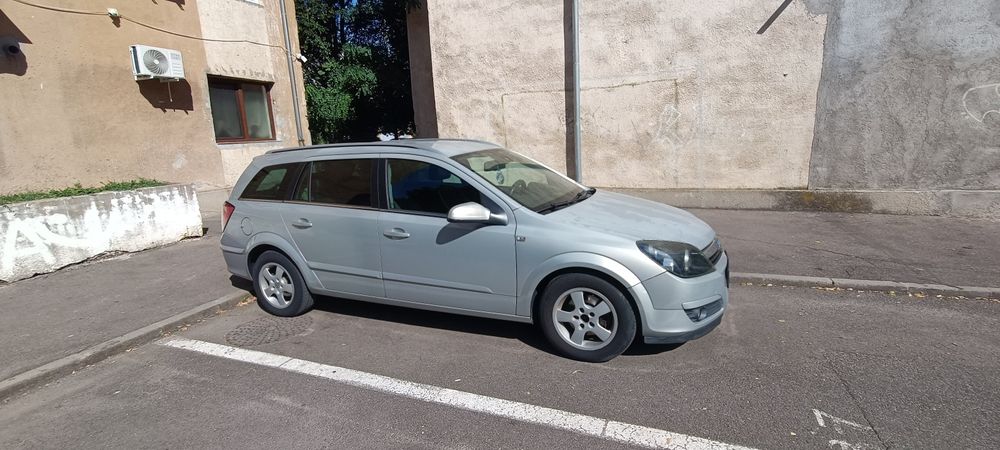 Vând Opel Astra H