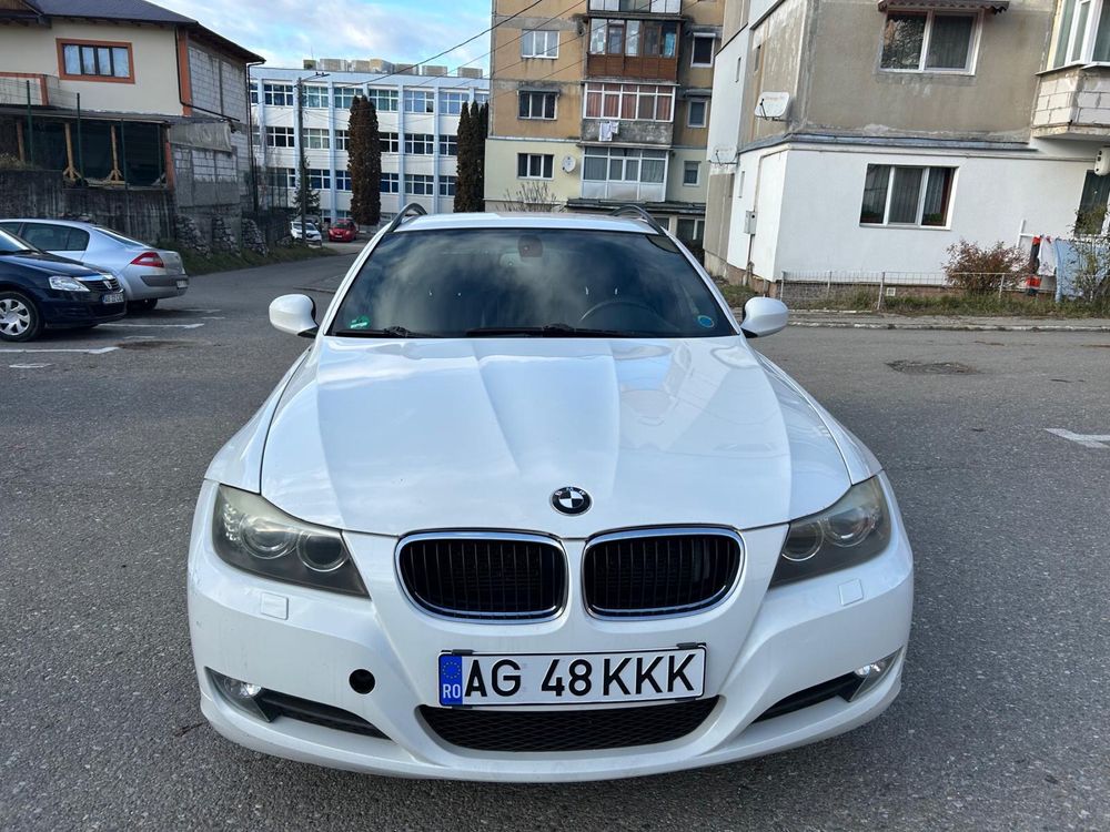 BMW  SERIA 3, 2009