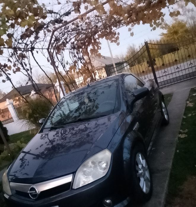 Vând Opel Tigra Twin Top