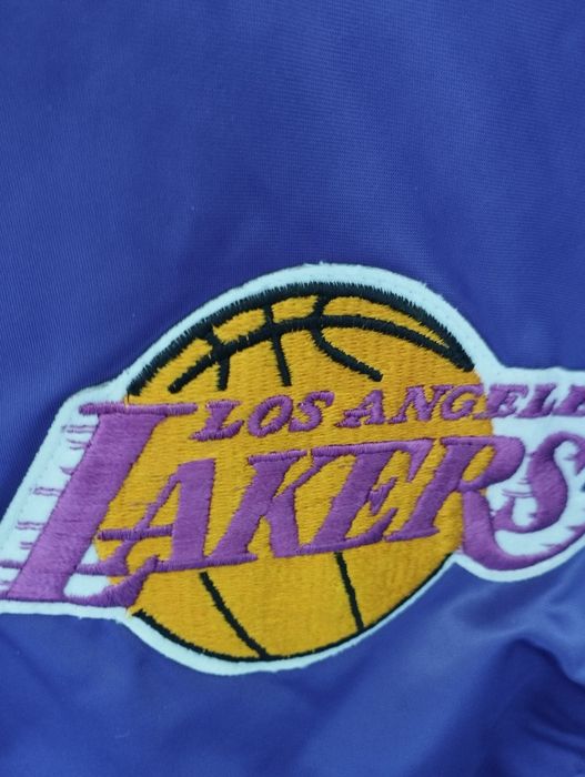 Яке Calk line Los Angelis Lakers