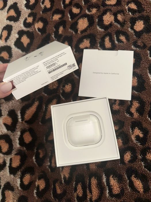AirPods (3rd generation)