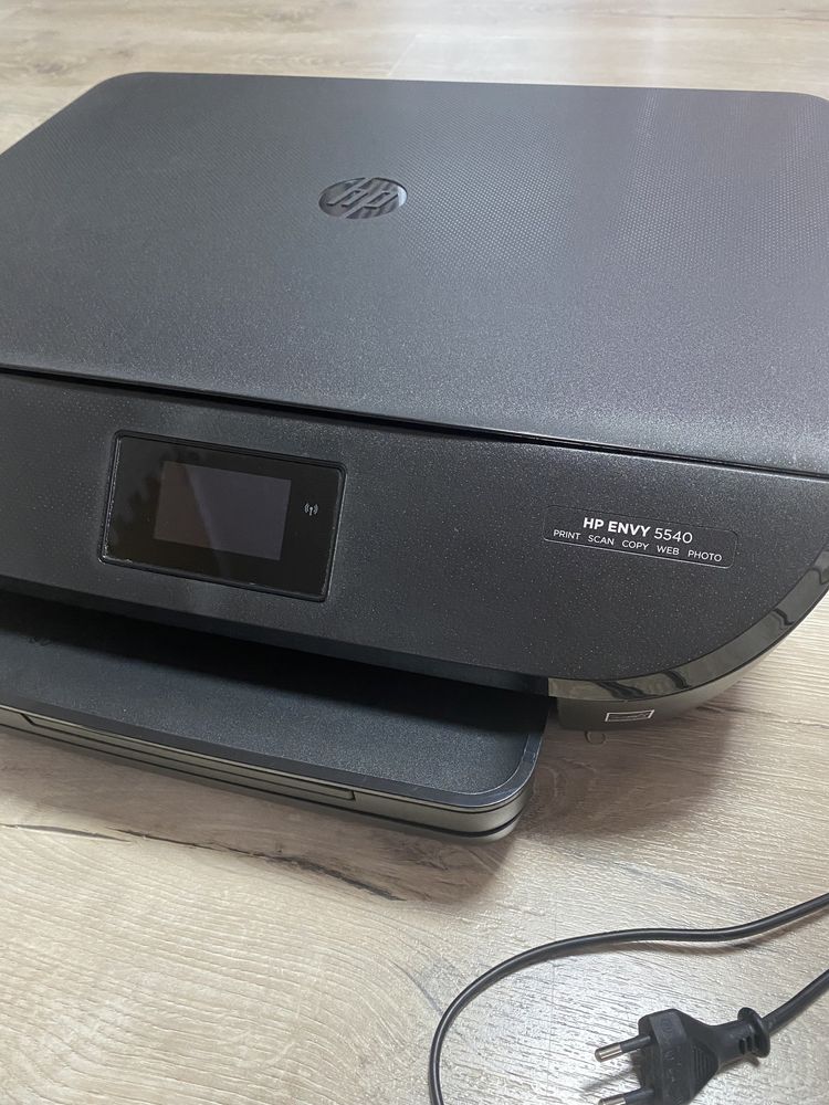 Мултифункционален принтер HP Envy 5540