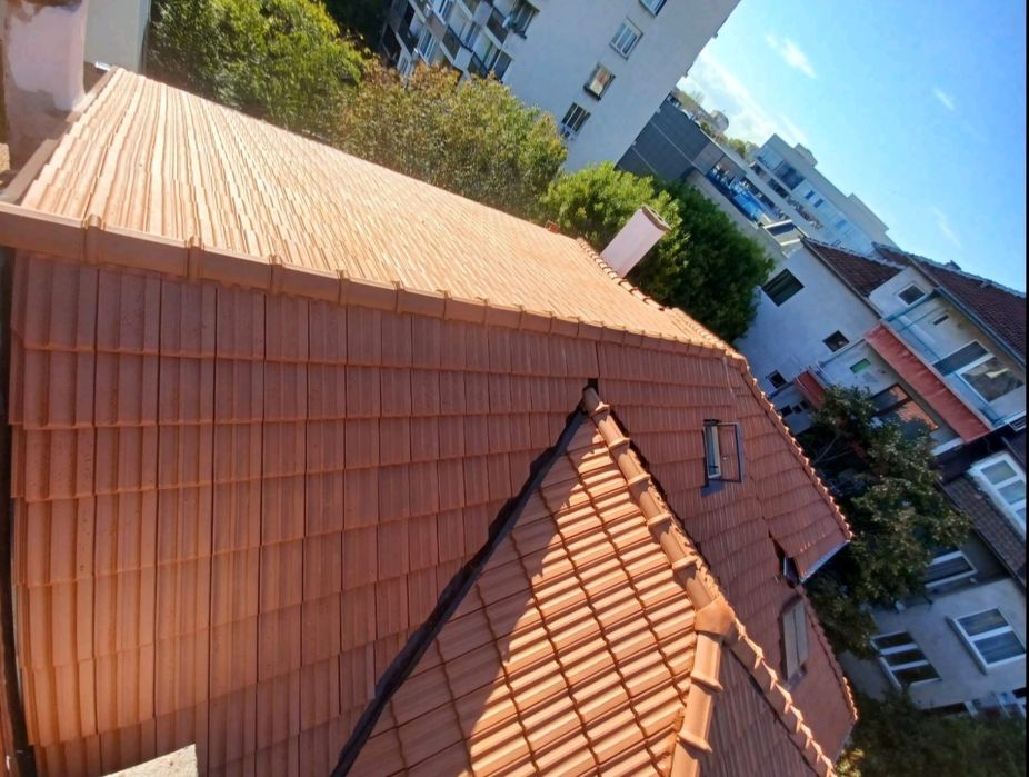 Ремонт на покриви,Хидроизолация,Нови покриви,Безшевни улуци,Водостоци