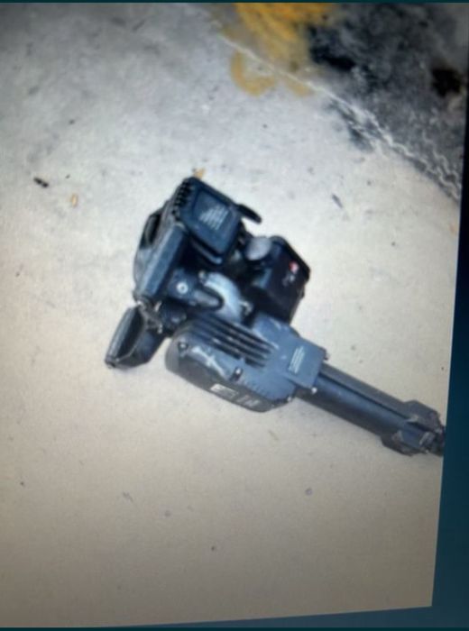 Бензинов къртач камго работи повече от перфектно внос от англия