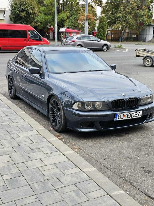 Vând sau schimb BMW e39 2,5D automat