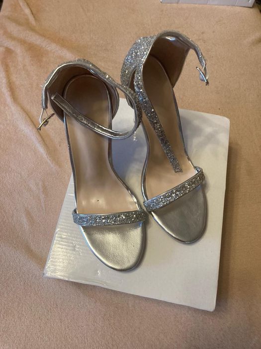 Sandale elegante pentru ocazii/petreceri