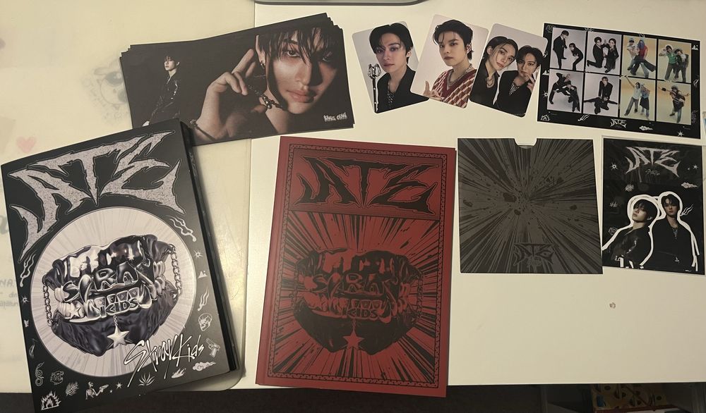 ATE (Chk Chk Version) Album,Stray Kids