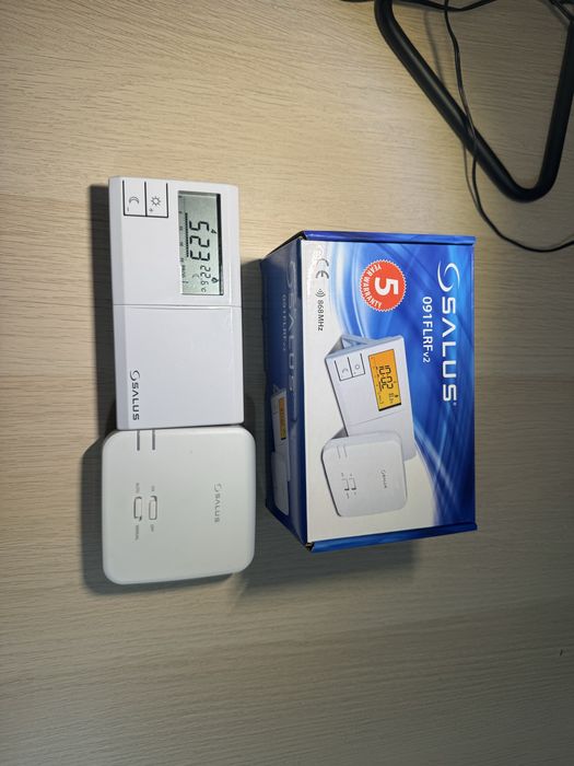 Termostat programabil, Salus, 091 FLRFV2, radio-frecventa