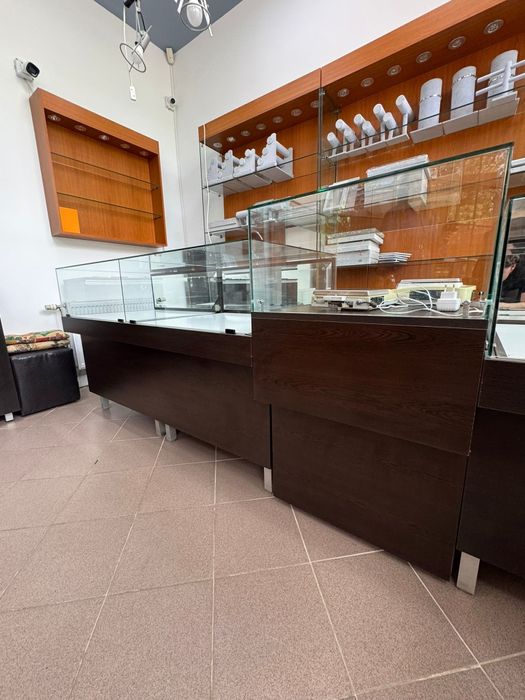 Mobilier Sticla Magazin