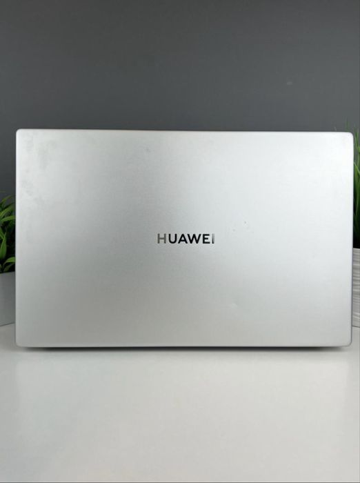 Ноутбук Huawei i5 11 поколения