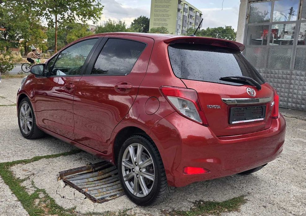 Toyota Yaris 1.4 D4D $ ПАНОРАМА $ NAVI $ Камера $ Кожа $
