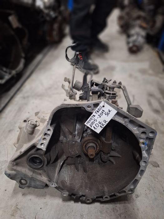 Ръчна скоростна кутия Toyota Yaris 1.0 / Тойота Ярис 1.0