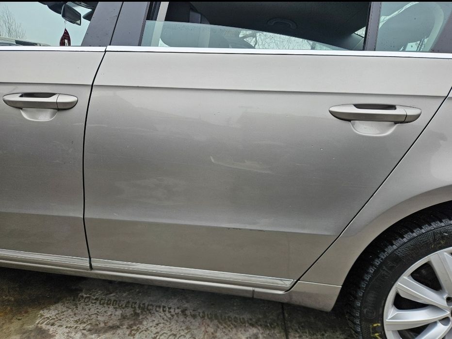 Portiera Stanga LC8Y Passat B7 Usa LC8Y Passat B7 Stanga