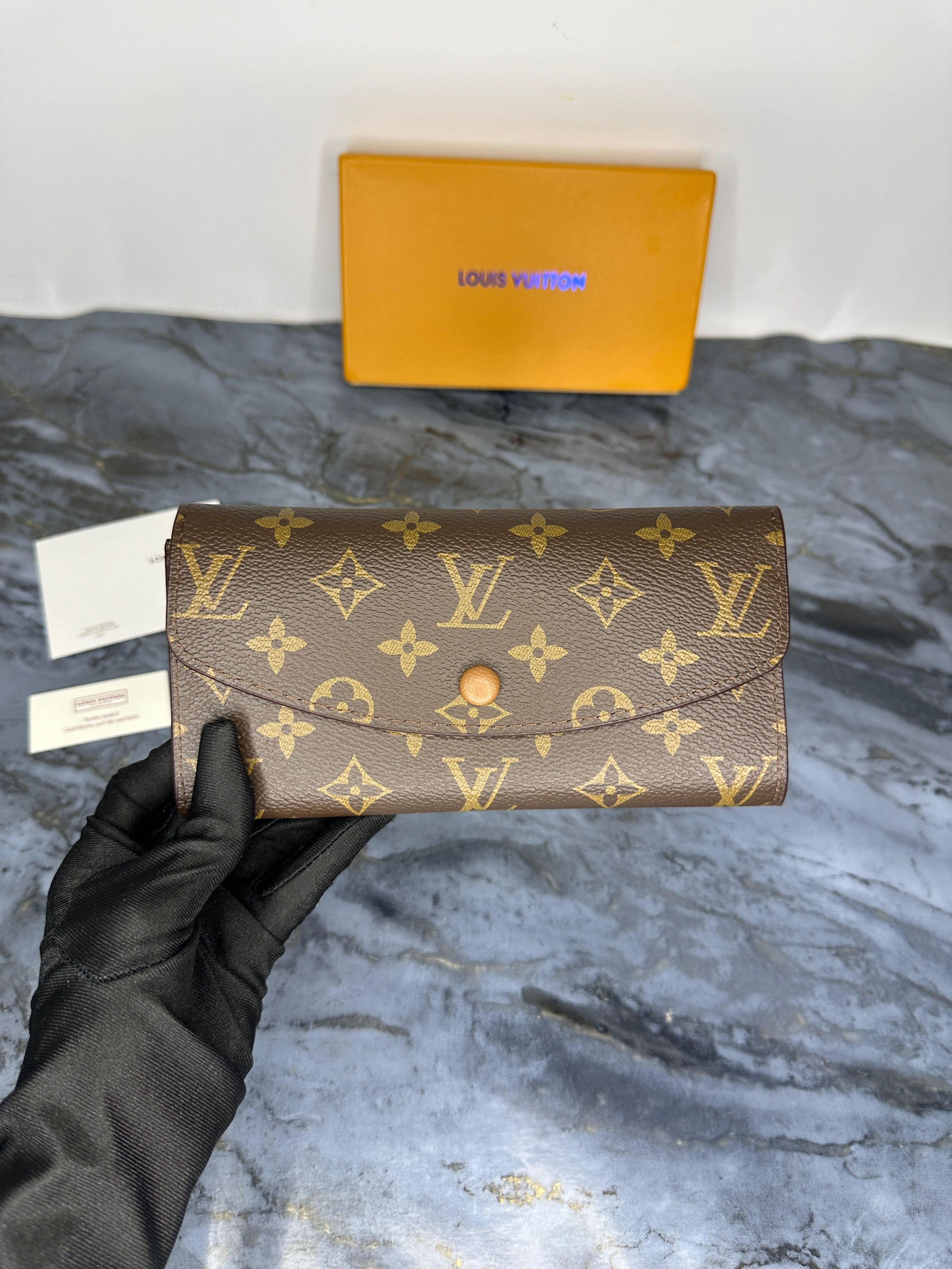 Portofel Louis Vuitton EMILIE wallet piele canvas 100% cutie inclusă