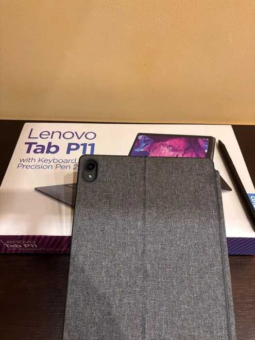 Tableta - Laptop Lenovo P11 cu sim 4G+, tastatura, precision pen, husa