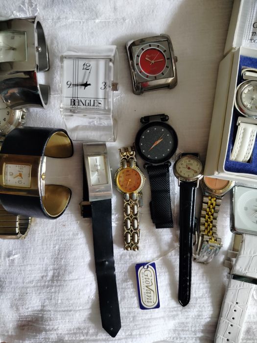 Ceasuri...60 lei toate