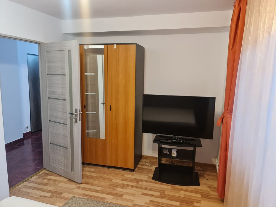 Inchiriez apartament 2 camere spatios Exercitu-Teilor PS-uri
