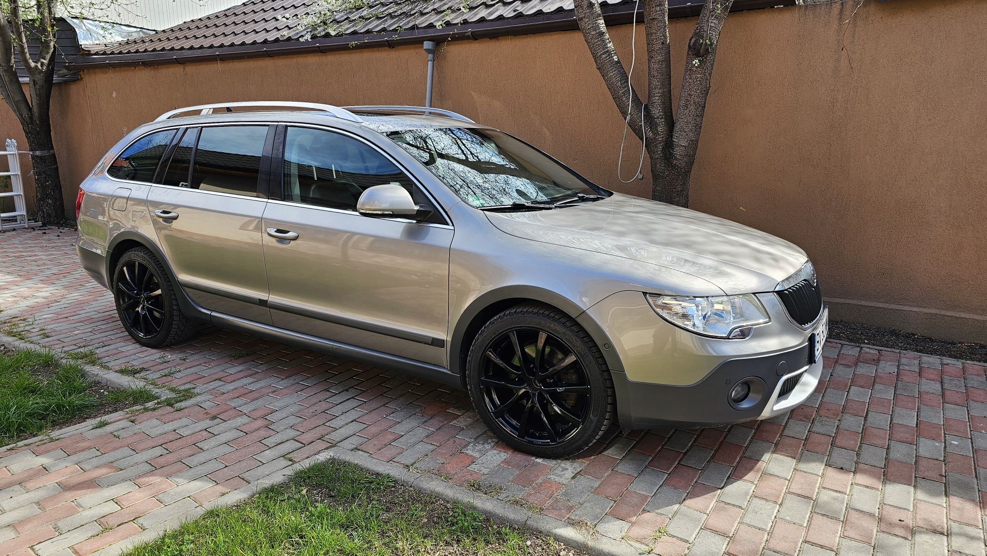 Skoda Superb Scout 4x4, DSG, Panoramic