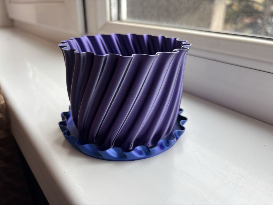 3д принтирана саксия 3-цвята