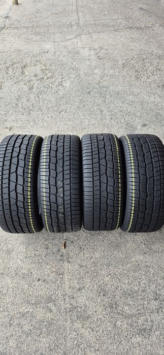 4 anvelope iarna ca si noi,Continental 245/45/17.Pretul este pe bucata