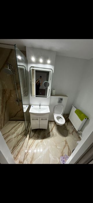 Vand apartament doua camere