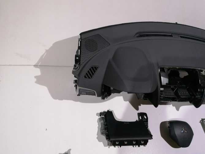 MITSUBISHI ECLIPSE CROSS - plansa de bord - set centuri - kit airbag