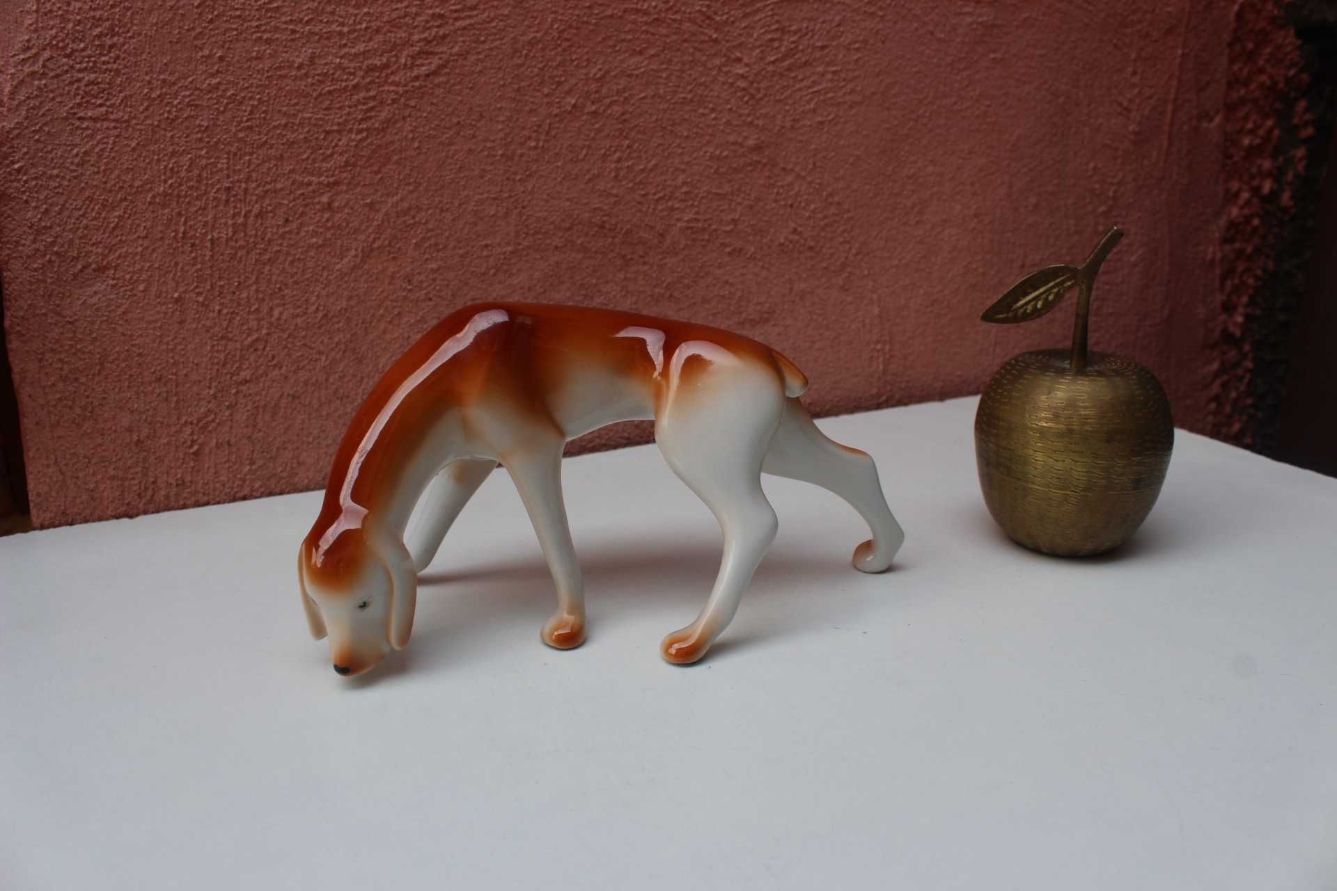 Figurina portelan colectie Caine Vanatoare HOLLOHAZA, Ungaria