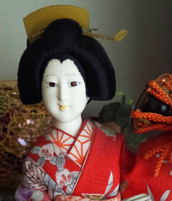 Японска колекционерска кукла Гейша