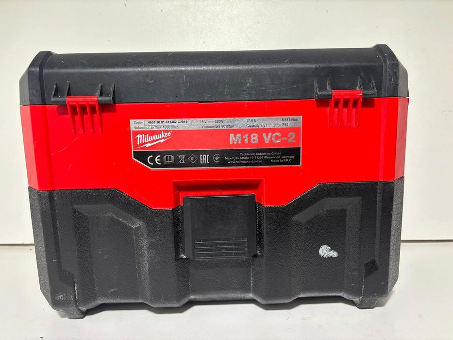 Aspirator milwaukee M18 VC-2