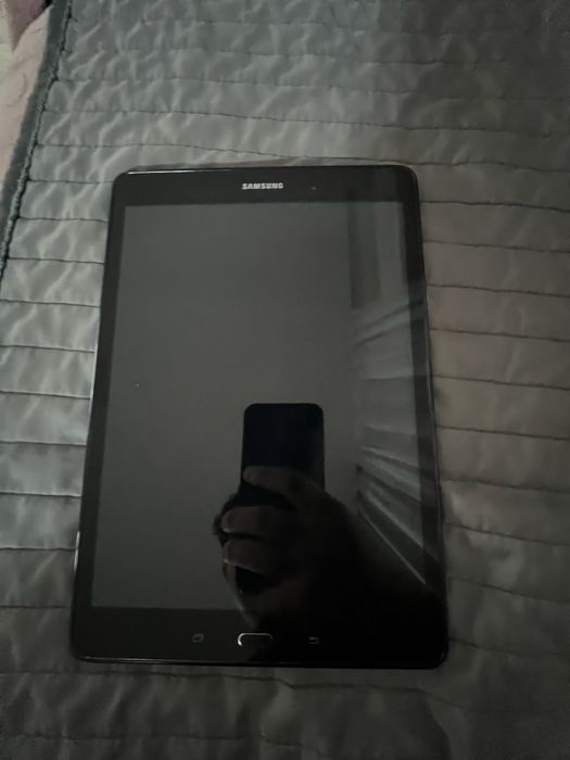 Samsung Tab A (SM-T550)