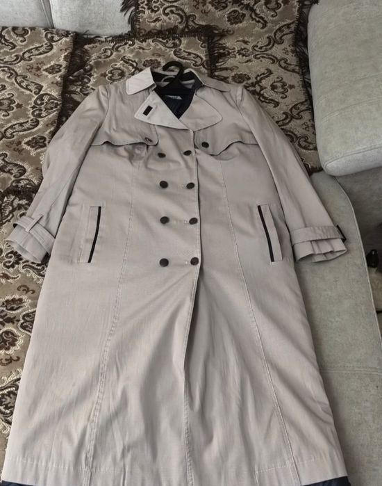 Продам женский плащ