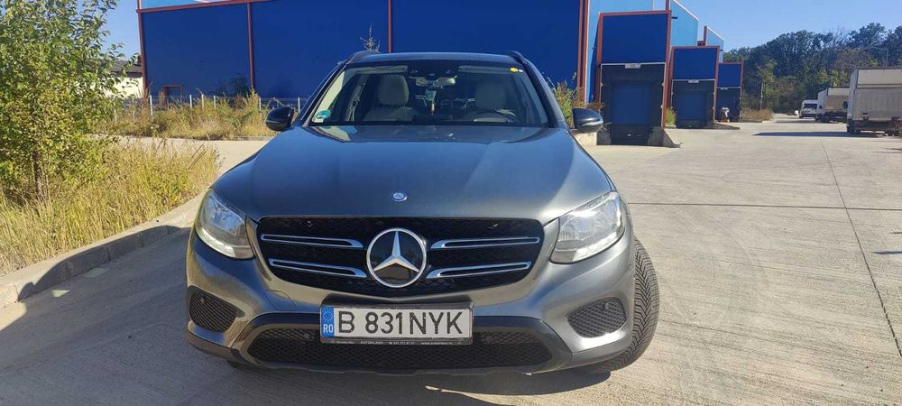 Mercedez Benz 250D interior deosebit