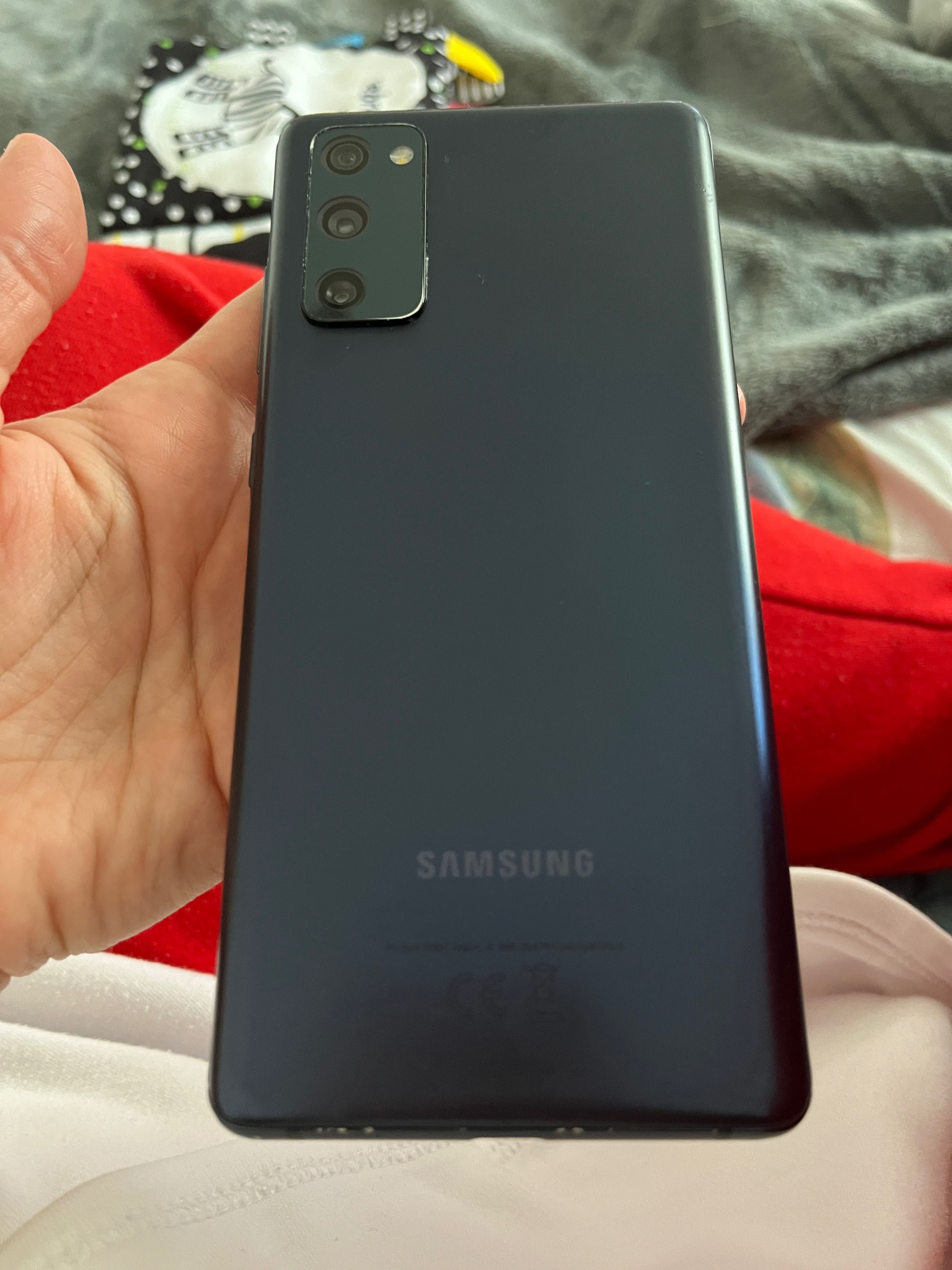 Samsung Galaxy S20Fe -128GB - пукнат дисплей