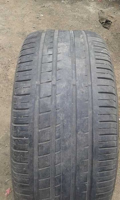 ОДНА шина 235/40 R18 - "Pirelli P Zerro Rosso" (Германия), летняя.