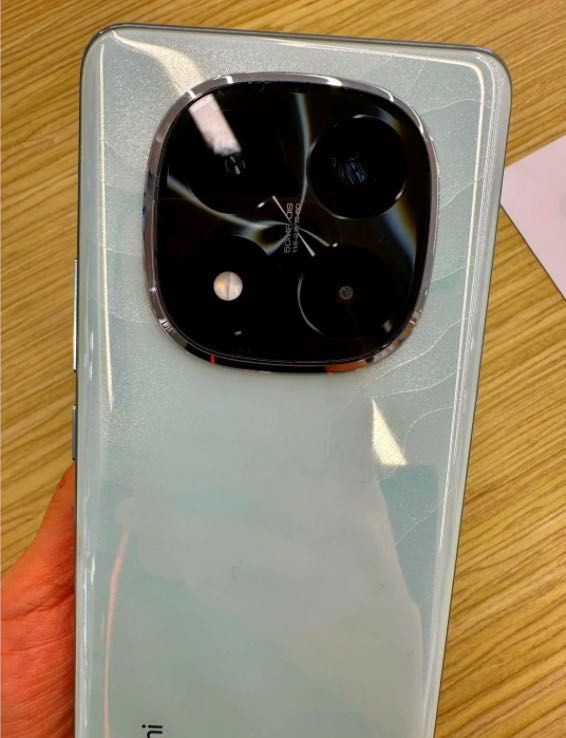 Xiaomi Redmi Note 14 Pro+