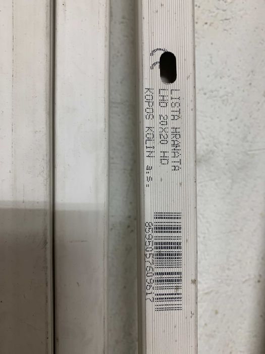 Строителни материали ел табло розетки кабелни канали surge протектор