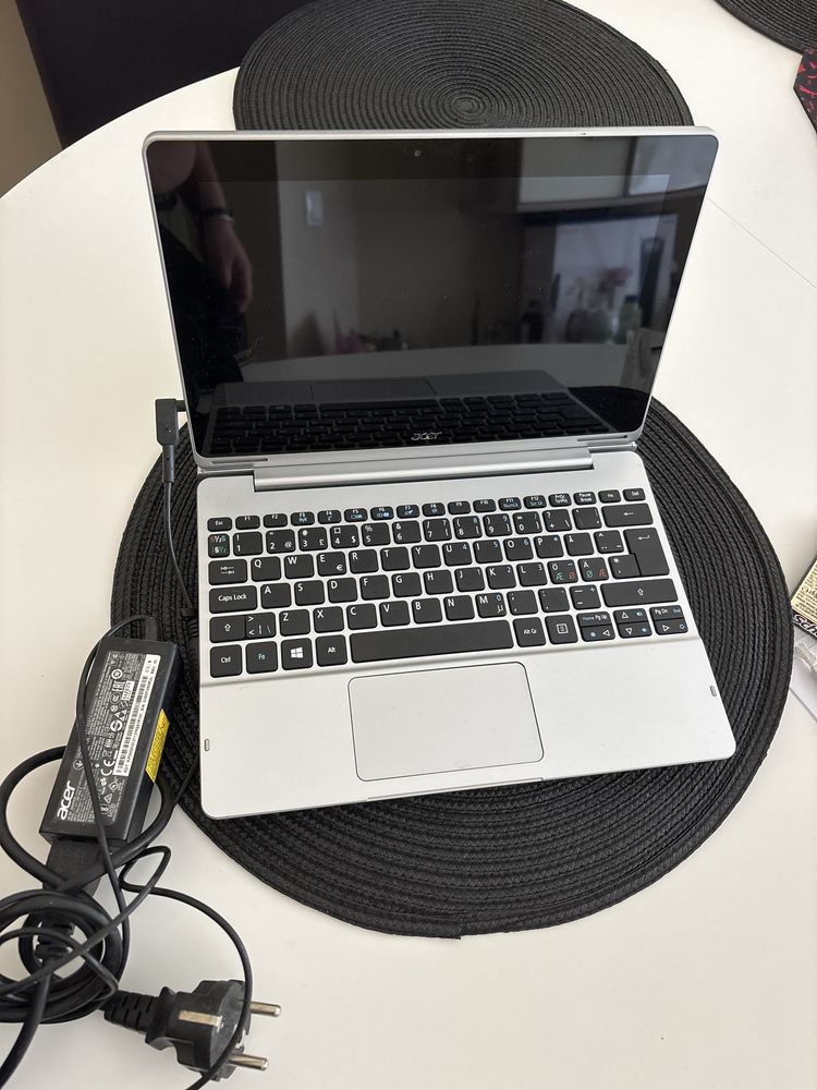 Laptop 2/1 Acer 10.1