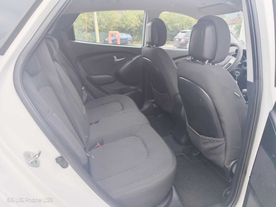 Продавам джип Hyundai IX35