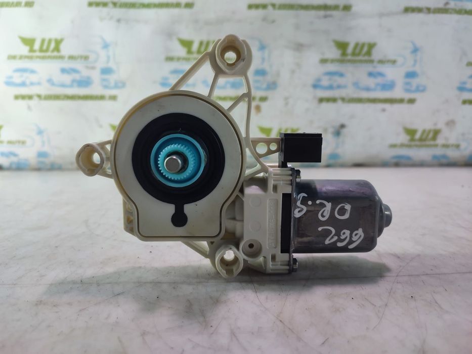 Motoras macara  dreapta  spate 4K0959812 Audi A6 C8 [2018 - 2020] 2.0