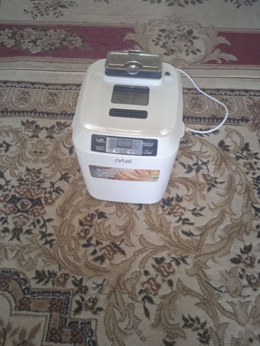 Хлебопечка Artel